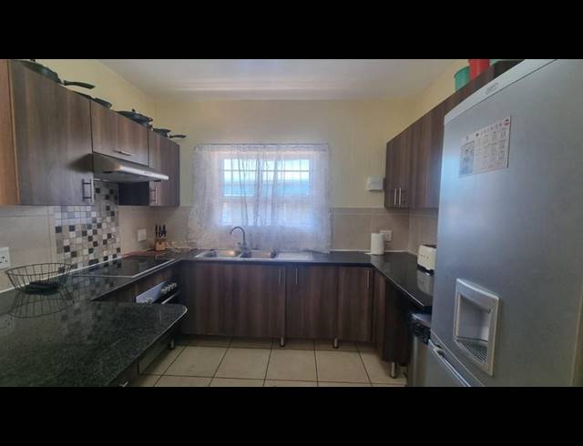 2 BEDROOM TOWNHOUSE FOR SALE IN MULBARTON